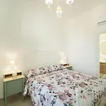 Cavour 182 - Locazione Turistica Appartement *