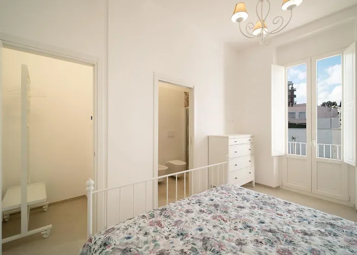 Cavour 182 - Locazione Turistica Apartament